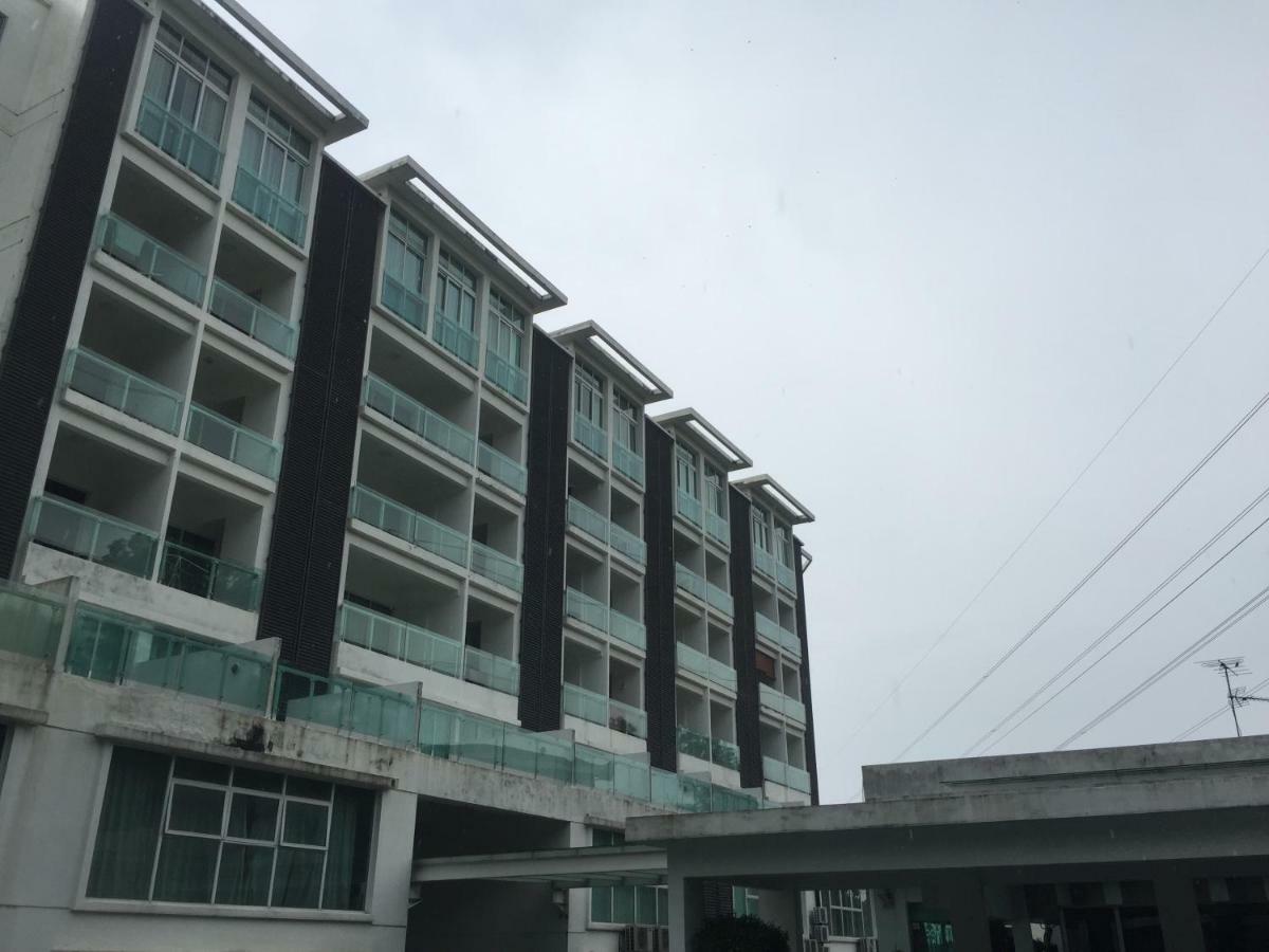 Corporate Hotel Suites At Hartamas / Mont Kiara クアラルンプール エクステリア 写真