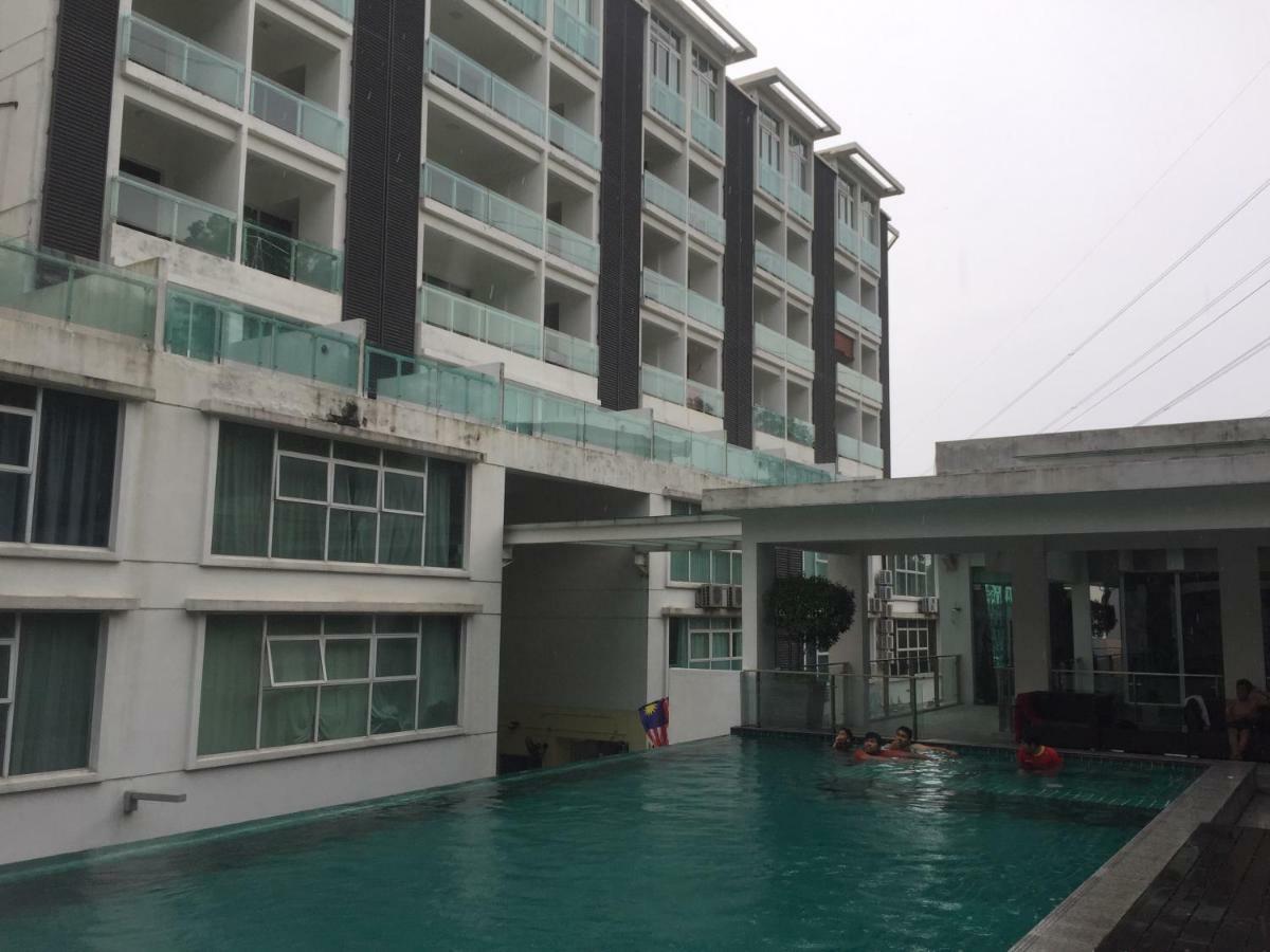 Corporate Hotel Suites At Hartamas / Mont Kiara クアラルンプール エクステリア 写真